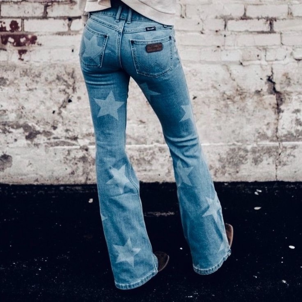 Wrangler Retro Western Women’s Light Wash Stars Jeans Size 26x30